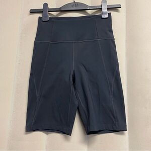 Girlfriend Collective Women’s High Waisted Bike Shorts Small Athleisure Gym Yoga